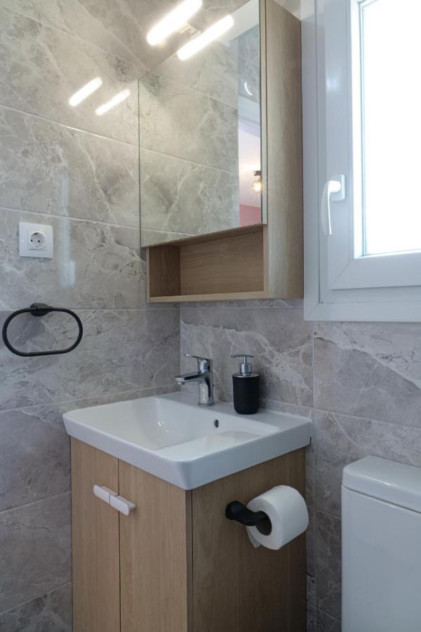 Cozy Studio In Koukaki Athens By Zain ภายนอก รูปภาพ